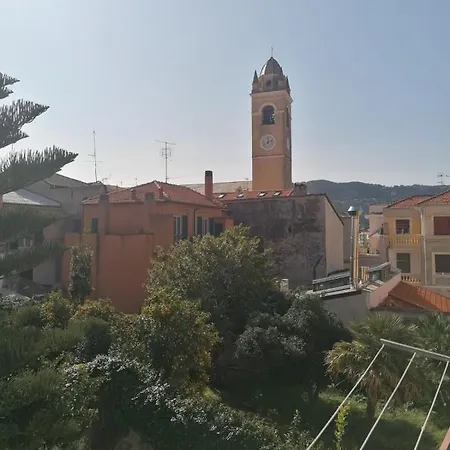 شقة In Pieno Centro A 100m Dal Mare