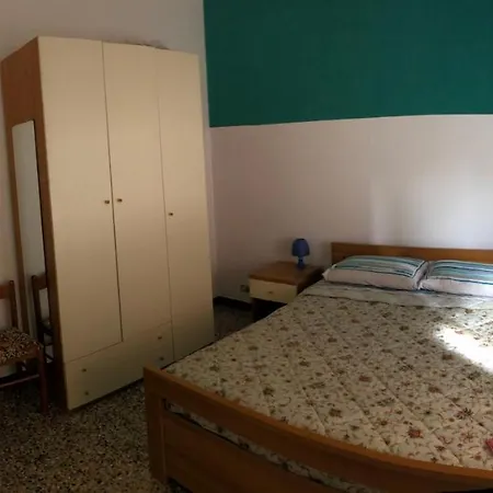 In Pieno Centro A 100m Dal Mare * سبوتورنو