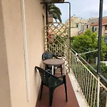 In Pieno Centro A 100m Dal Mare * Споторно