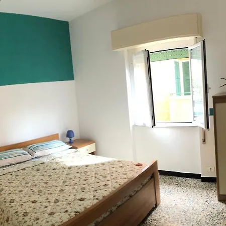 Apartmán In Pieno Centro A 100m Dal Mare Spotorno