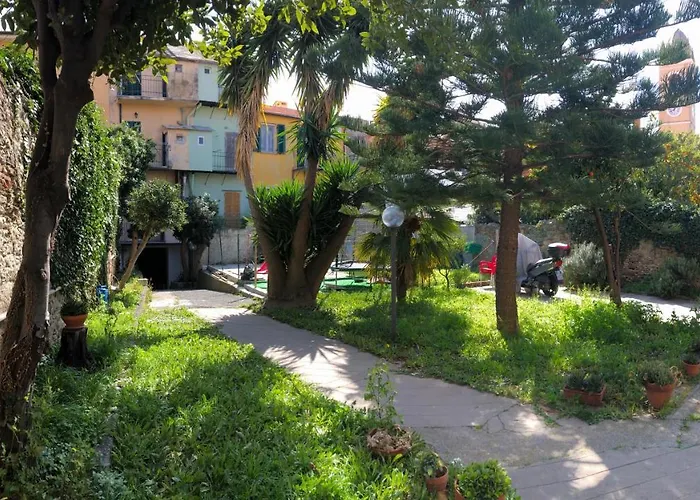 In Pieno Centro A 100m Dal Mare